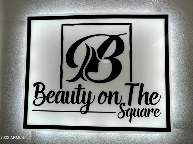 $2,885 | 6945 East Main Street, Mesa, AZ 85207