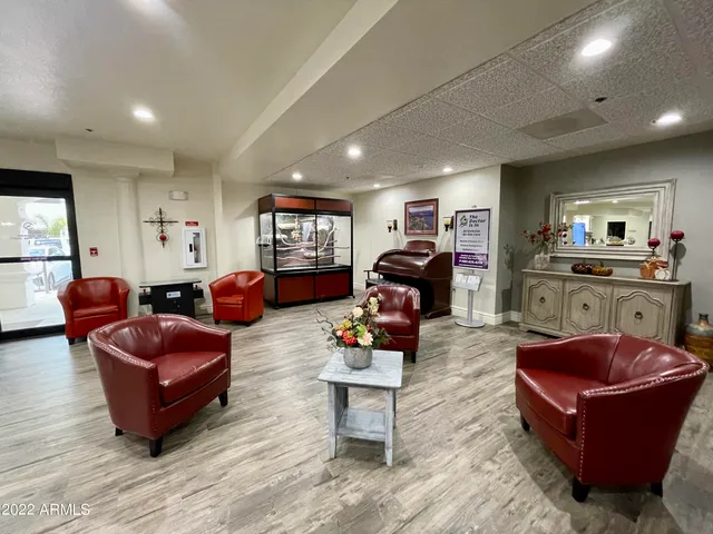 $2,885 | 6945 East Main Street, Mesa, AZ 85207