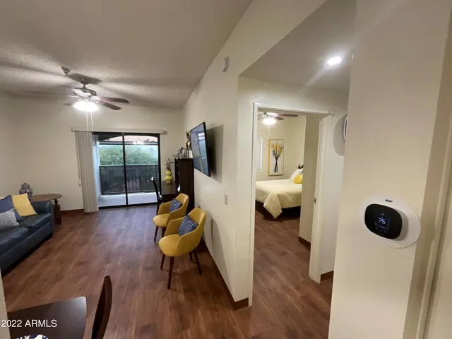 $2,885 | 6945 East Main Street, Mesa, AZ 85207