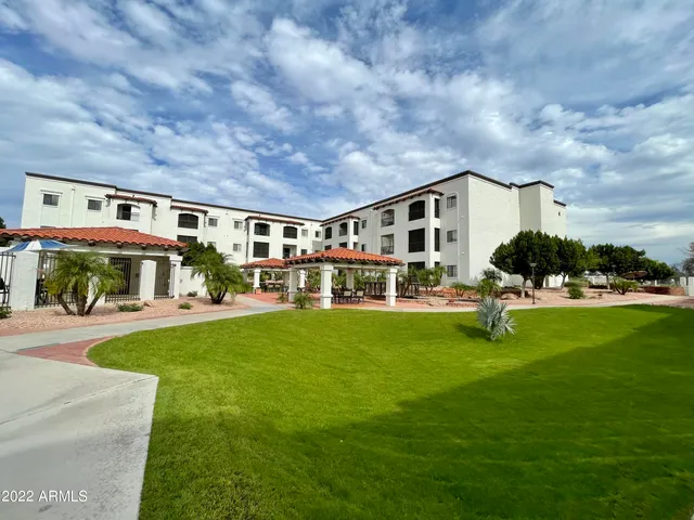 $2,885 | 6945 East Main Street, Mesa, AZ 85207