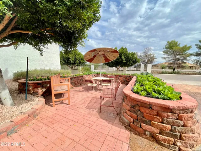 $2,885 | 6945 East Main Street, Mesa, AZ 85207