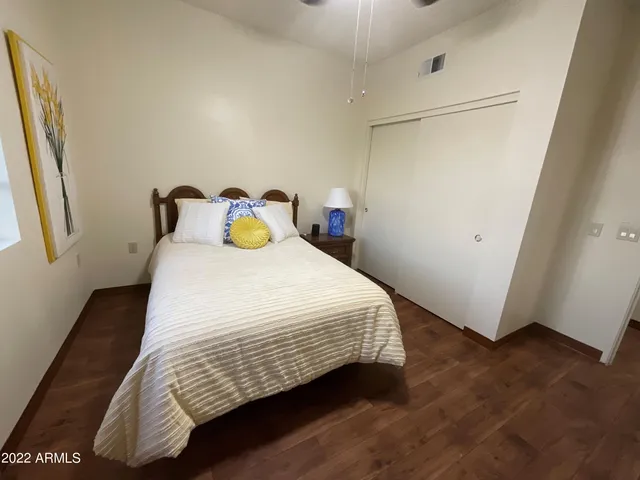 $2,885 | 6945 East Main Street, Mesa, AZ 85207