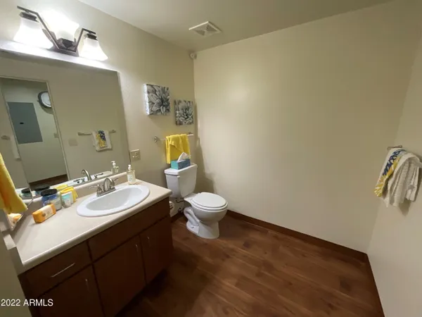 $3,355 | 6945 East Main Street, Mesa, AZ 85207