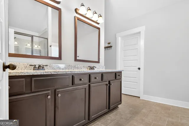 $625,000 | 30 Ashwood Court, Senoia, GA 30276