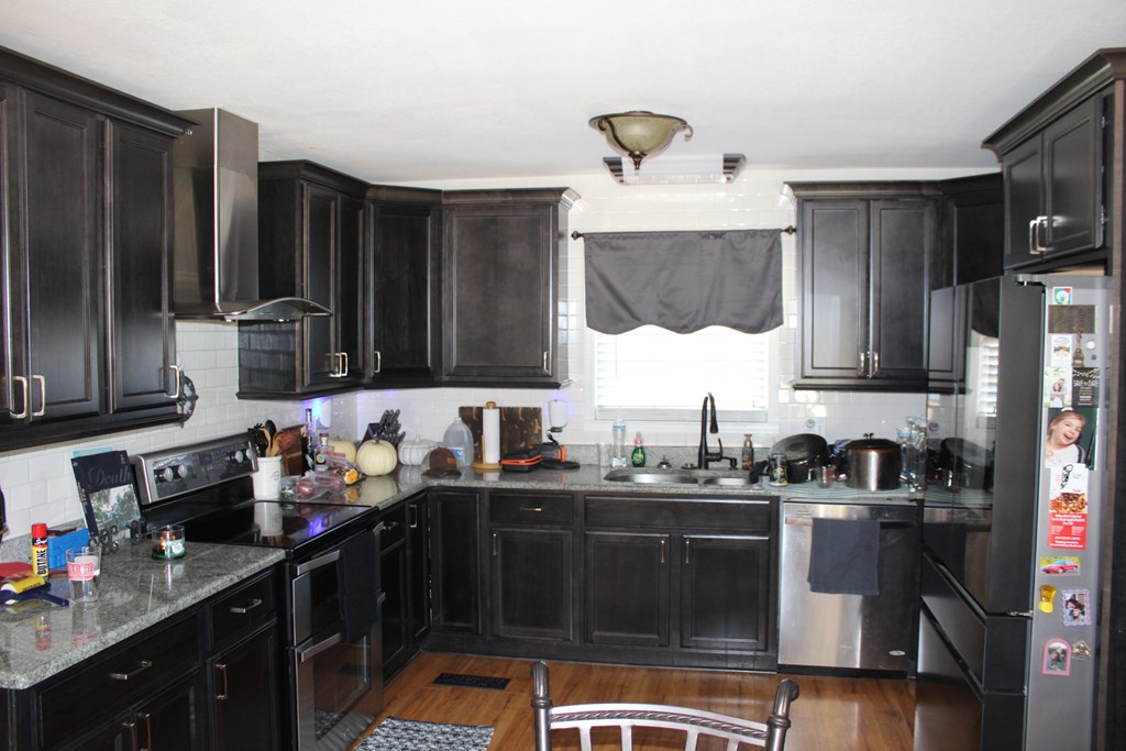 1111 Deerpath Road Dothan, AL 36303 - Photo 2 of 7