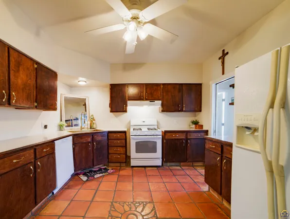 $315,000 | 802 West Bertrand Street, St. Marys, KS 66536