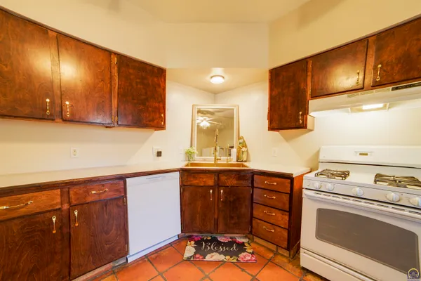 $315,000 | 802 West Bertrand Street, St. Marys, KS 66536