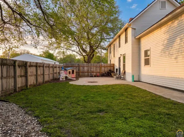 $315,000 | 802 West Bertrand Street, St. Marys, KS 66536