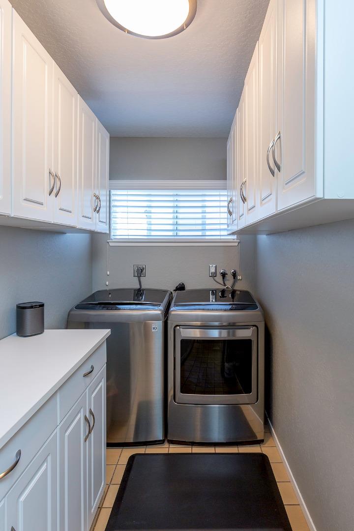 4445 Merlin Way Soquel, CA 95073 - Photo 16 of 25 Gallery Image 16