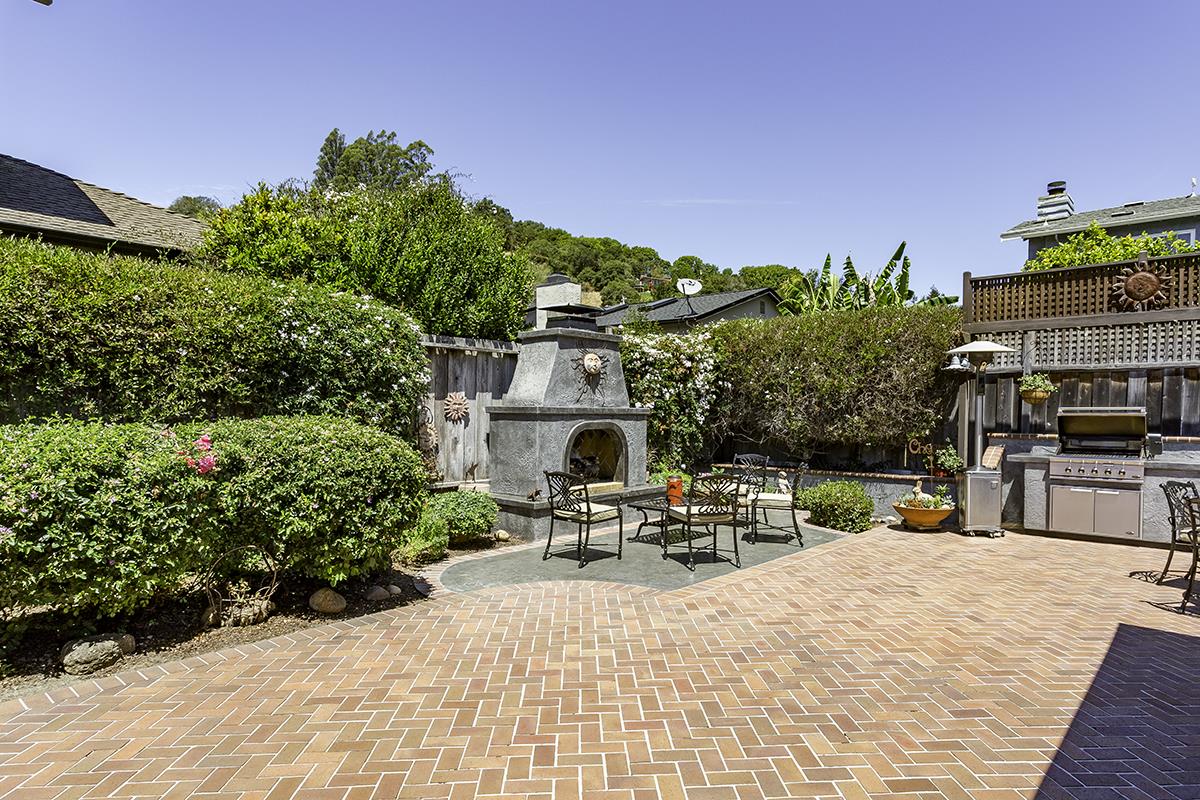 4445 Merlin Way Soquel, CA 95073 - Photo 17 of 25 Gallery Image 17