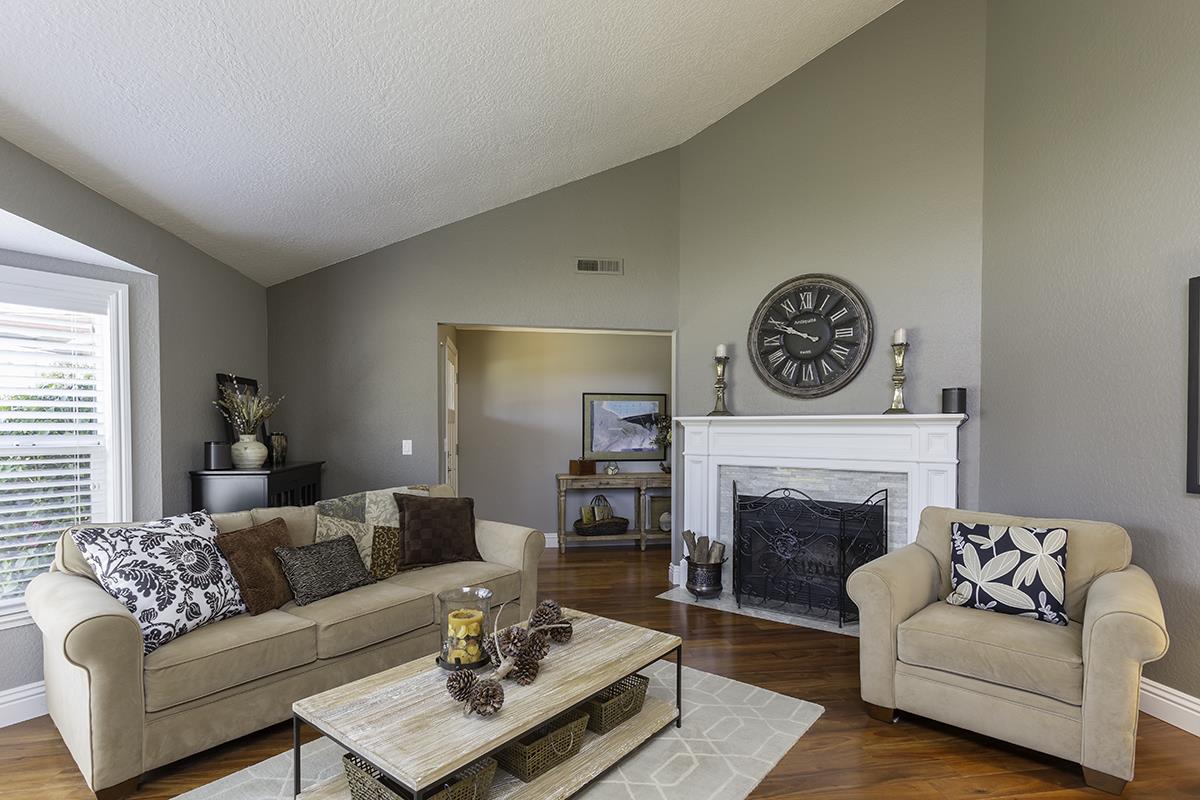 4445 Merlin Way Soquel, CA 95073 - Photo 10 of 25 Gallery Image 10