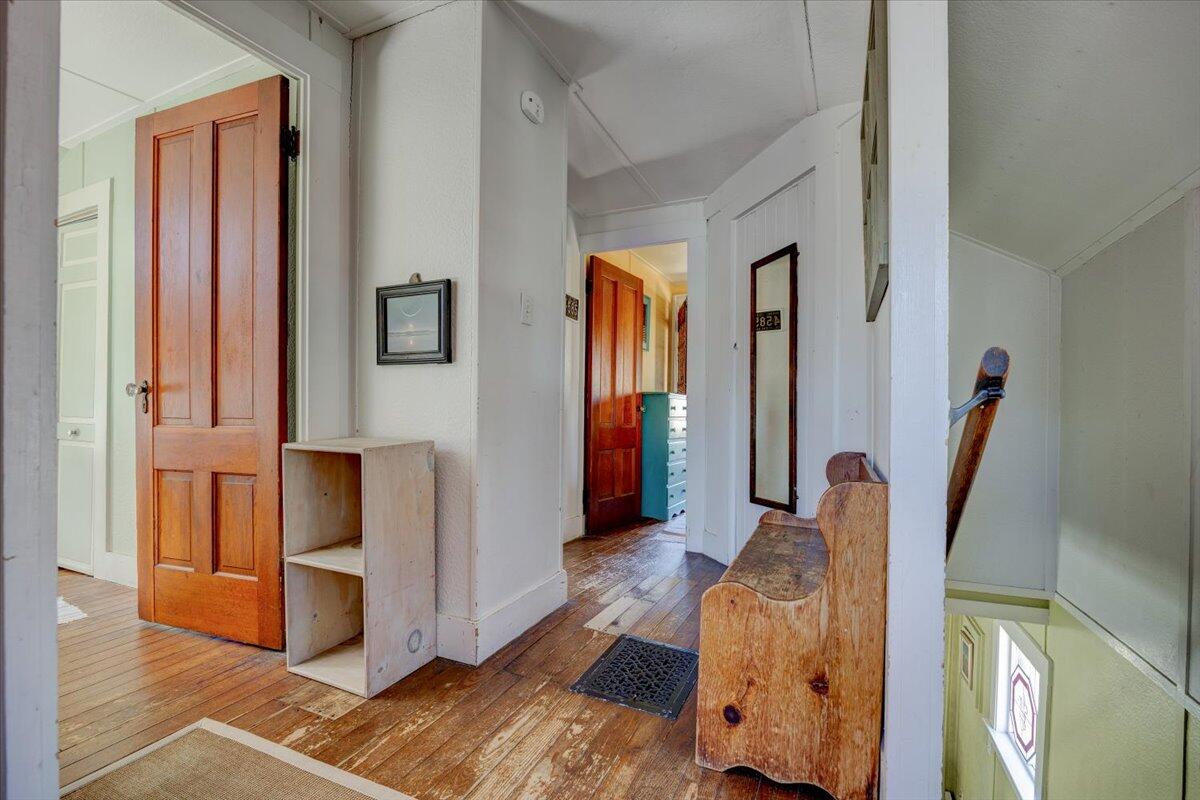 12 Ave 2 Scarborough, ME 04074 - Photo 17 of 35 16-12 Ave 2-16