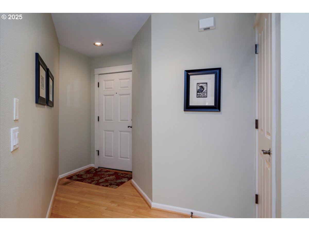 11002 Northwest Leahy Road Portland, OR 97229 - Photo 5 of 34 Gallery Image 5