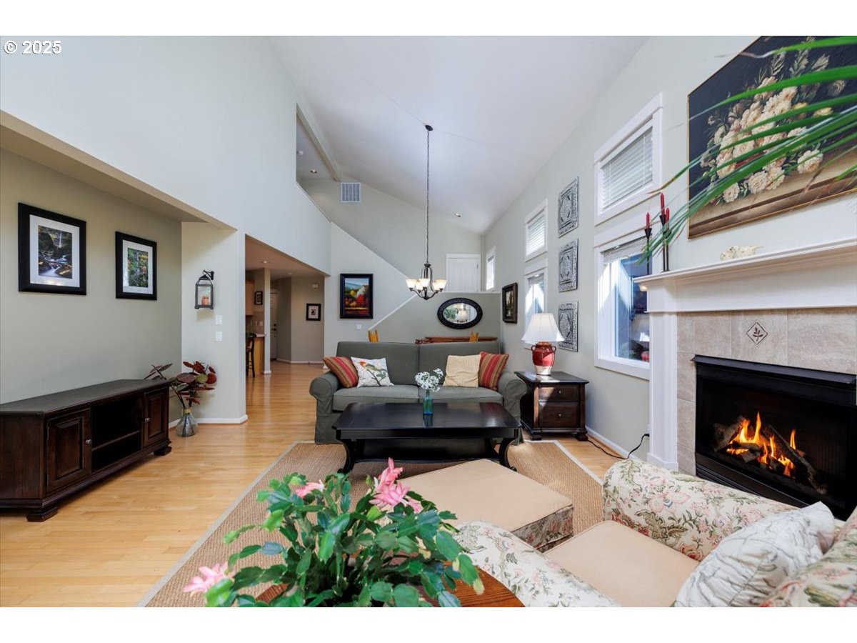 11002 Northwest Leahy Road Portland, OR 97229 - Photo 10 of 34 Gallery Image 10