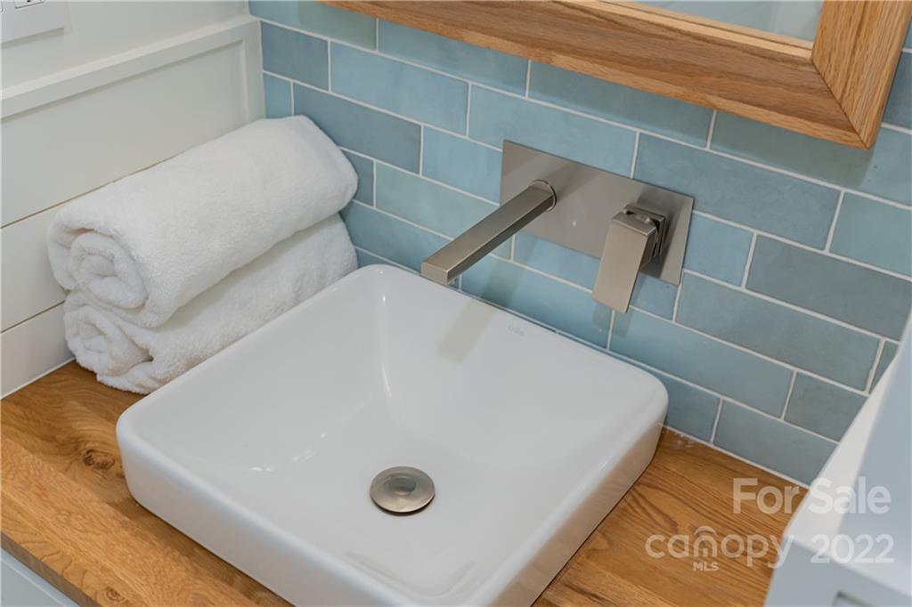 165 Blarney Road Lake Lure, NC 28746 - Photo 17 of 32 Gallery Image 17