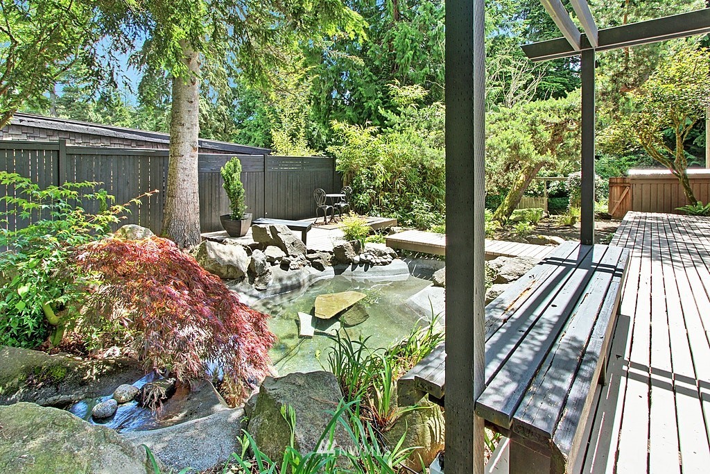 10624 Nottingham Road Edmonds, WA 98020 - Photo 32 of 36 Gallery Image 32