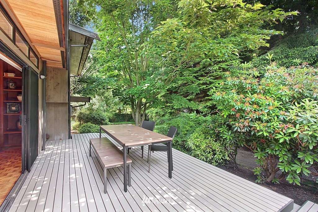 10624 Nottingham Road Edmonds, WA 98020 - Photo 34 of 36 Gallery Image 34
