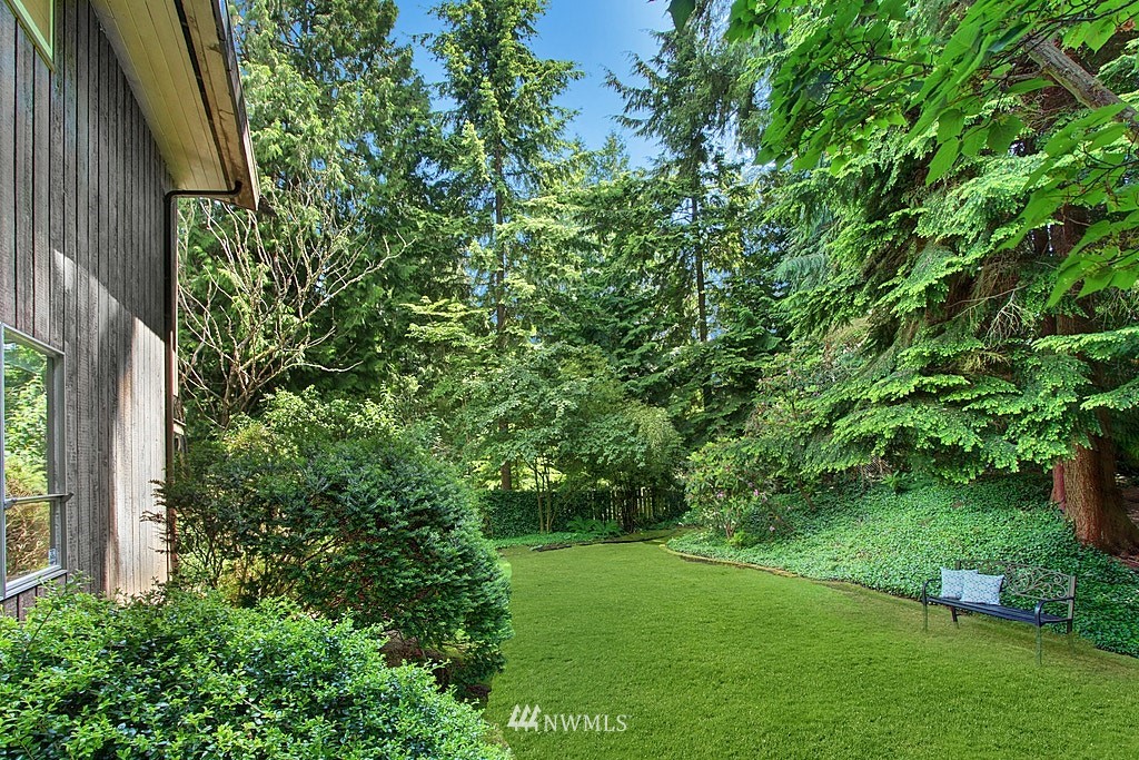 10624 Nottingham Road Edmonds, WA 98020 - Photo 35 of 36 Gallery Image 35
