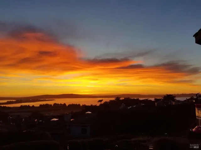 $2,595,000 | 1513 Sea Way, Bodega Bay, CA 94923