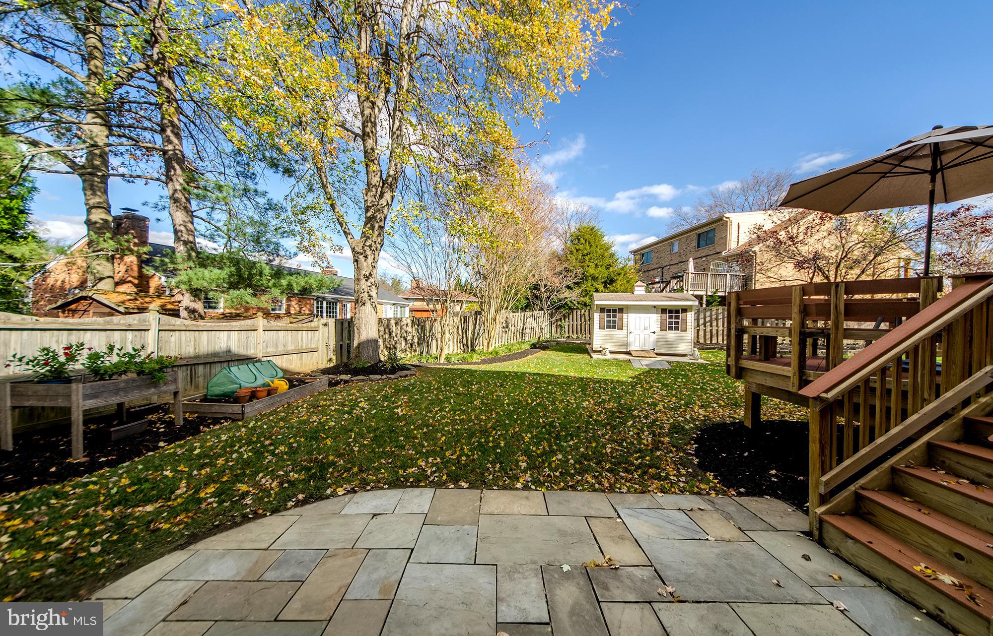 6532 Elnido Drive McLean, VA 22101 - Photo 41 of 45 Flagstone patio
