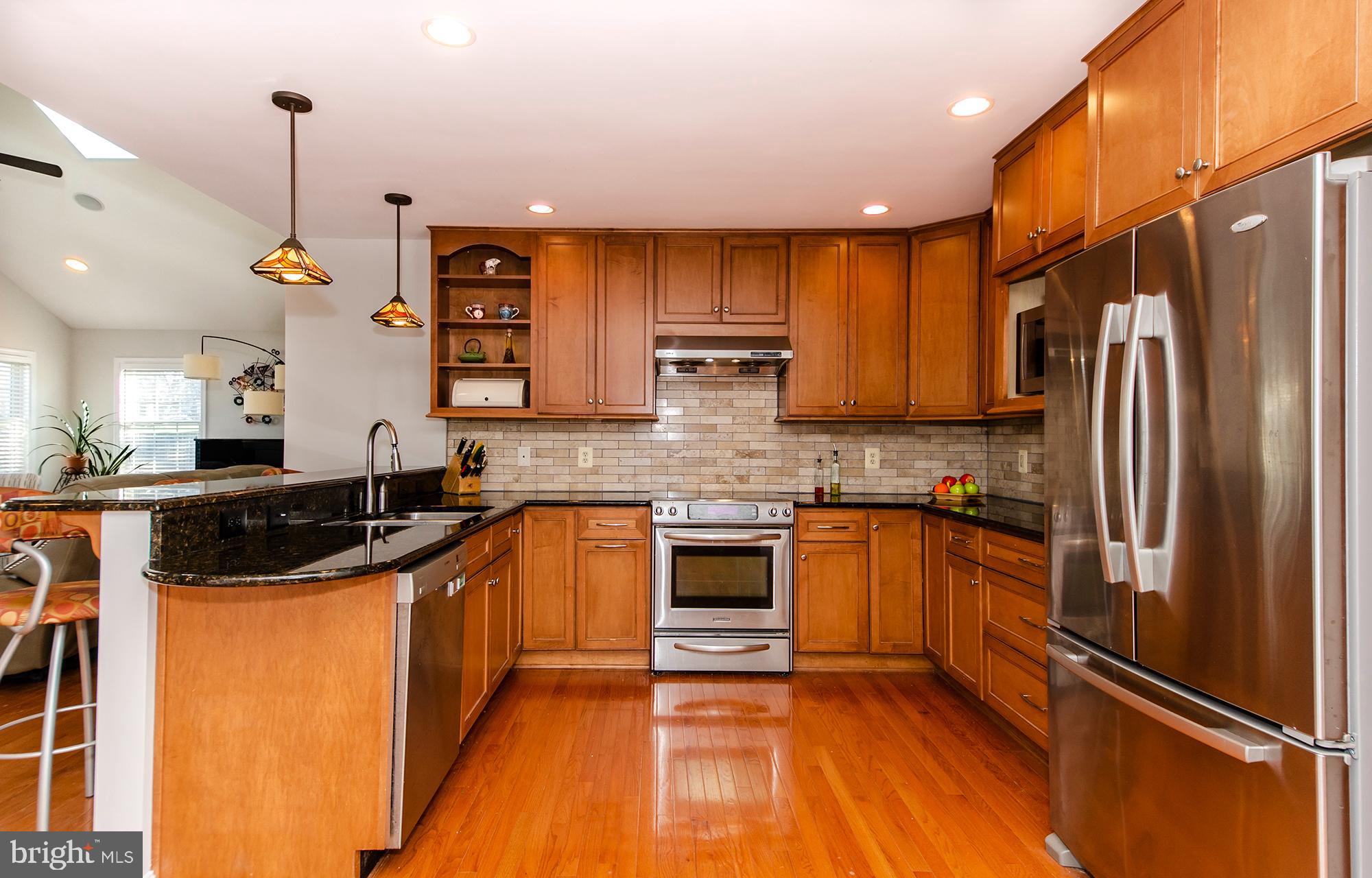 6532 Elnido Drive McLean, VA 22101 - Photo 9 of 45