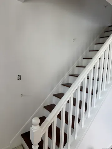 $2,950 | 14 1/2 Fairview Avenue, Unit C7, Norwalk, CT 06850