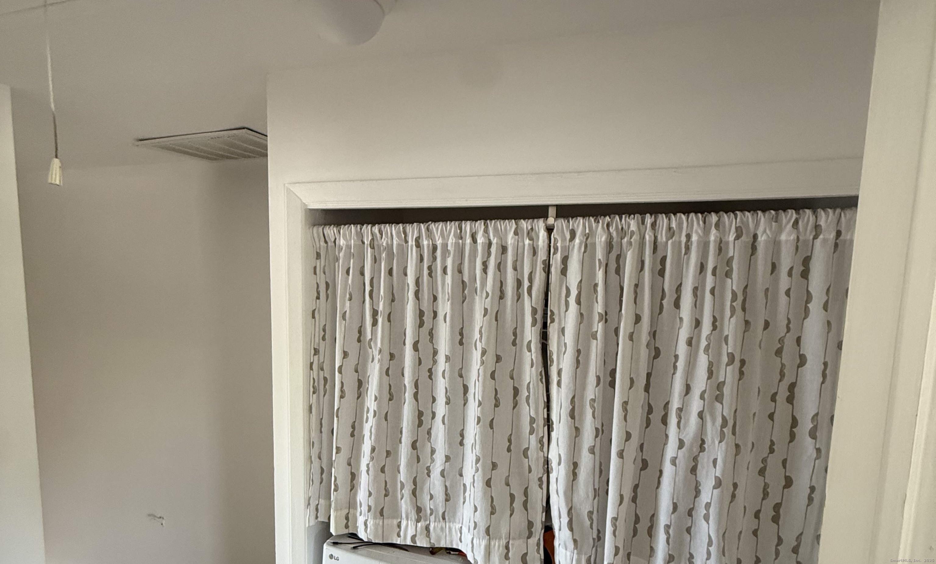 14 1/2 Fairview Avenue, Unit C7 Norwalk, CT 06850 - Photo 8 of 15