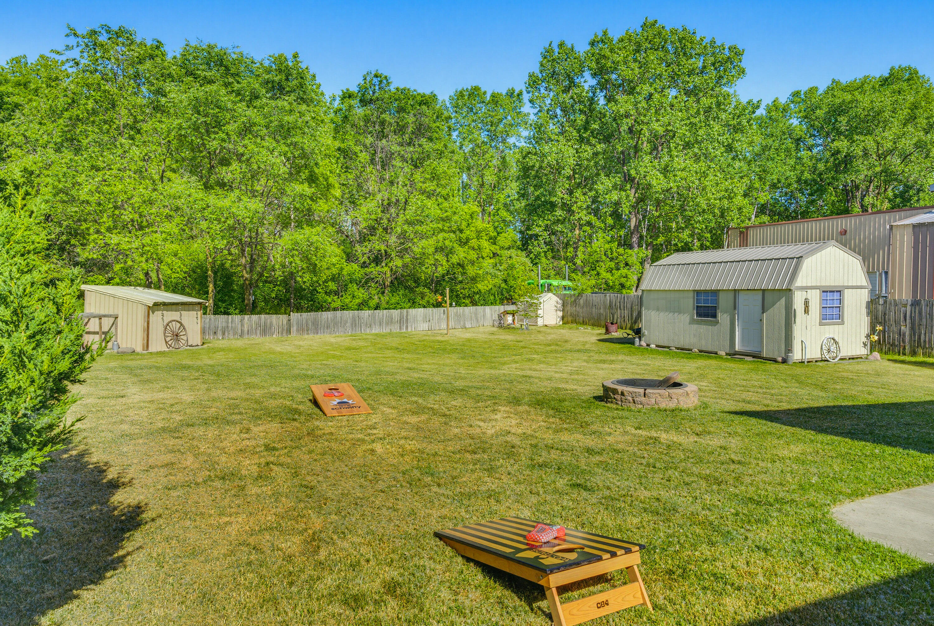1709 Schmidt Road West Bend, WI 53090 - Photo 6 of 22 25-print-1709-schmidt-rd