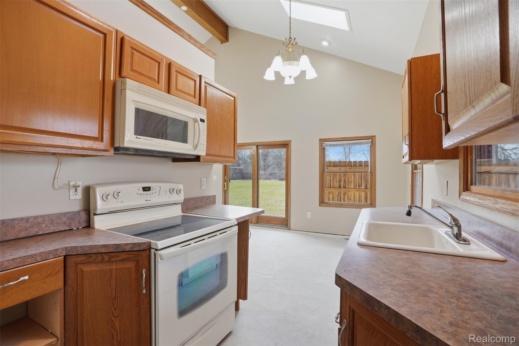 12913 9 Mile Road South Lyon, MI 48178 - Photo 45 of 57 12913 9 mile rd-45.jpg