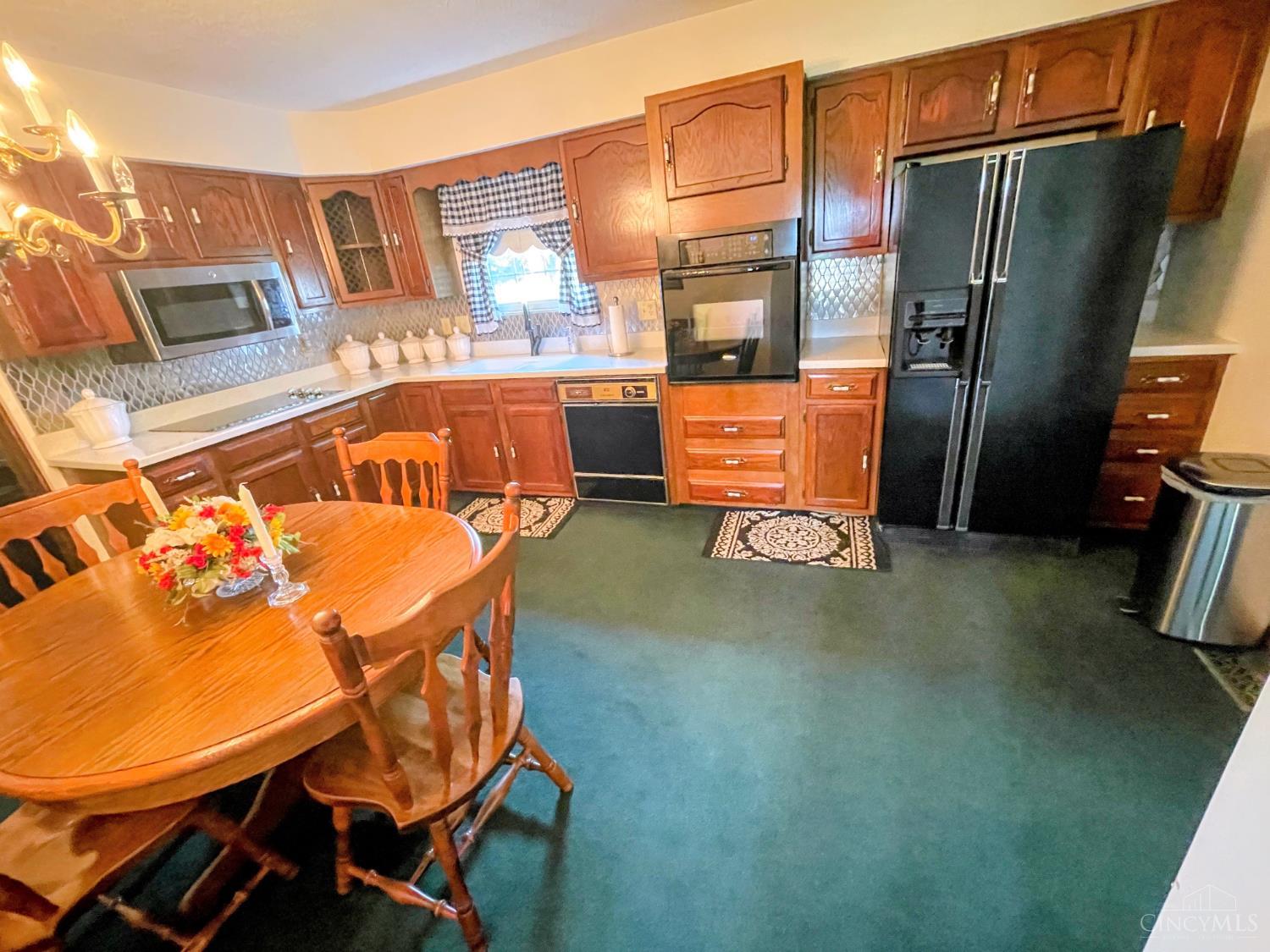3573 East Taylor School Road Hamilton, OH 45011 - Photo 12 of 55 Gallery Image 12