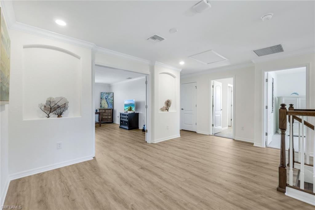 9250 Shadow Oak Lane Naples, FL 34120 - Photo 20 of 47
