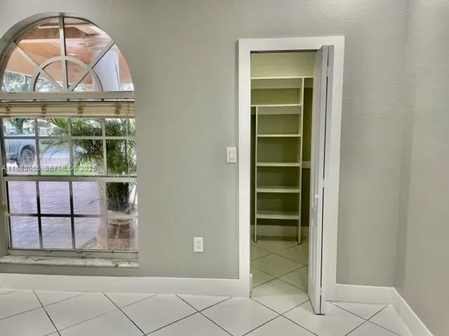 $7,200 | 13710 Southwest 36th Street, Miami, FL 33175