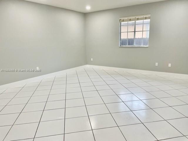 13710 Southwest 36th Street Miami, FL 33175 - Photo 23 of 31 a view of an empty room and window