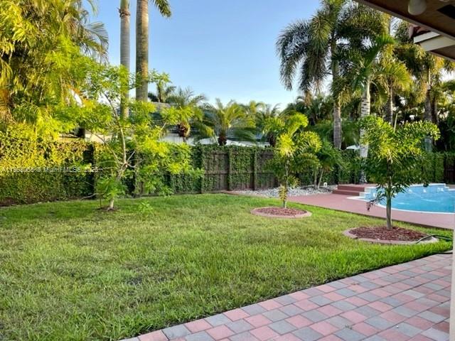 13710 Southwest 36th Street Miami, FL 33175 - Photo 28 of 31 a view of a park with large trees
