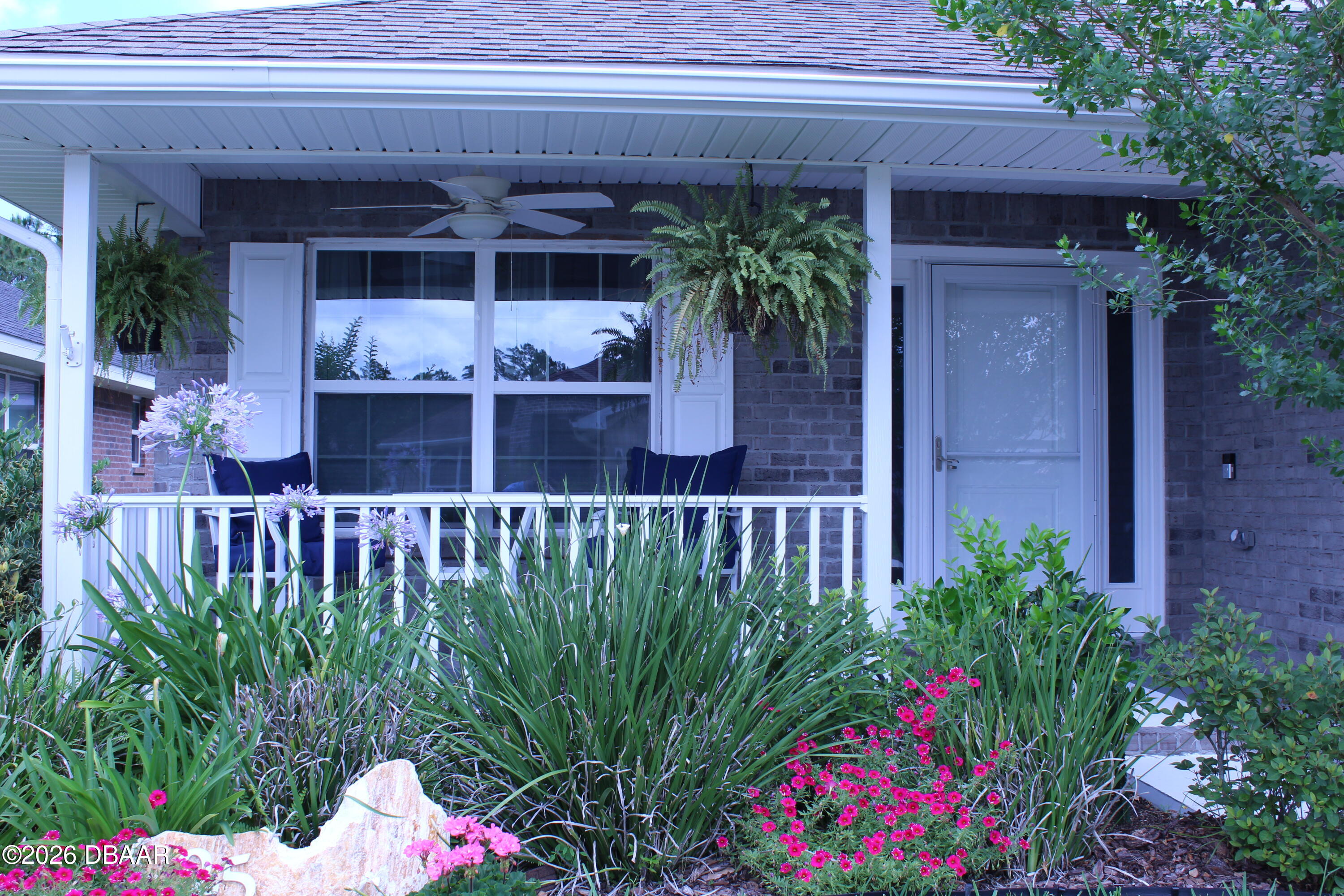 25 Rivertown Road Palm Coast, FL 32137 - Photo 2 of 16 Front Porch