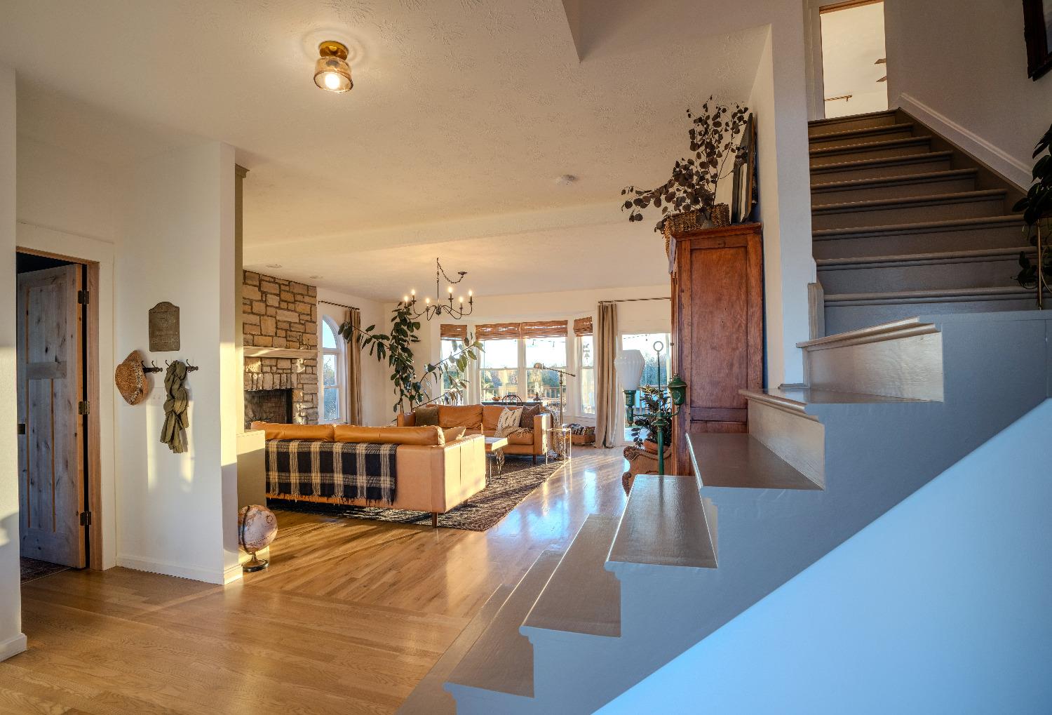 9759 North Hogan Road Aurora, IN 47001 - Photo 17 of 51 Gallery Image 17