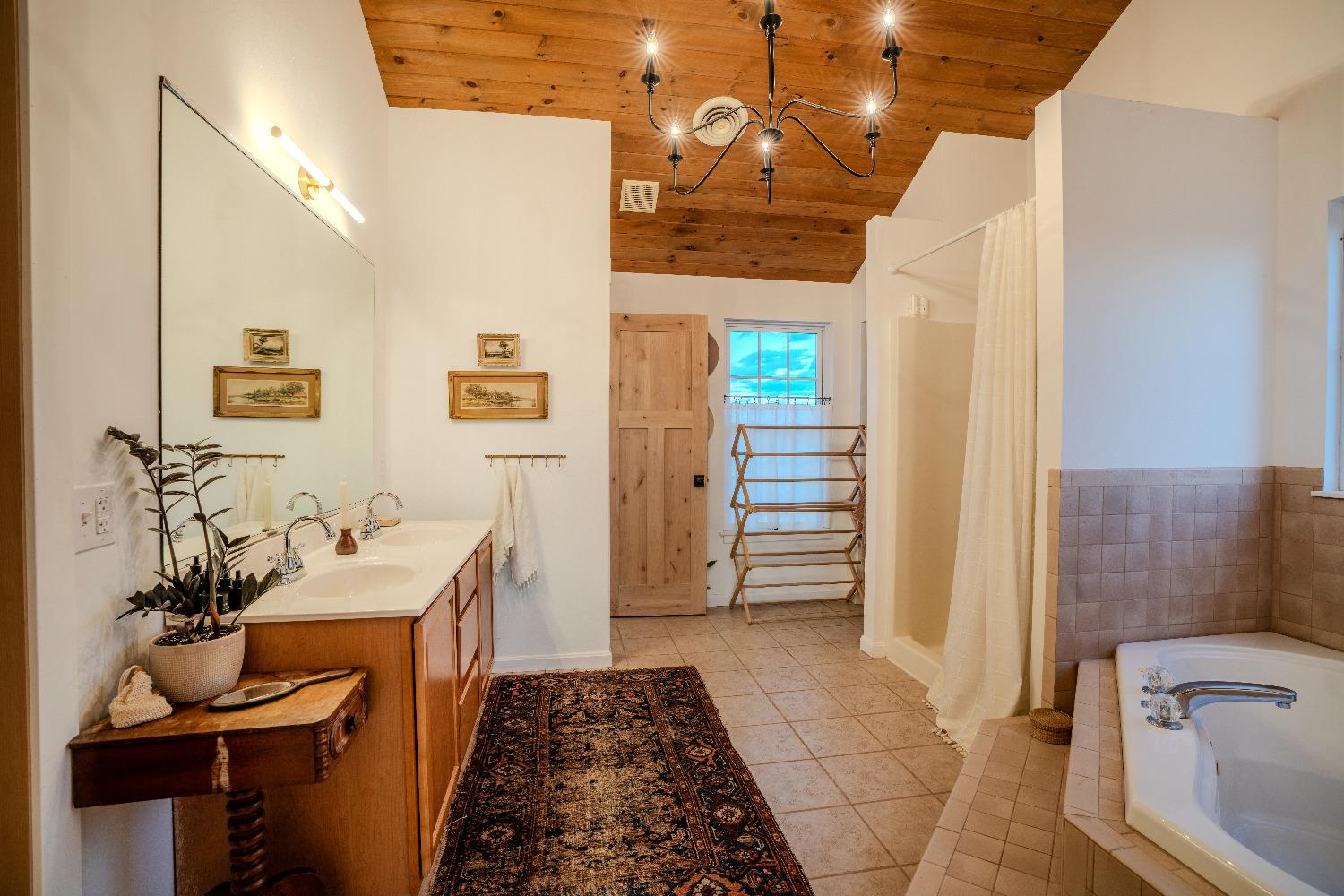 9759 North Hogan Road Aurora, IN 47001 - Photo 20 of 51 Gallery Image 20
