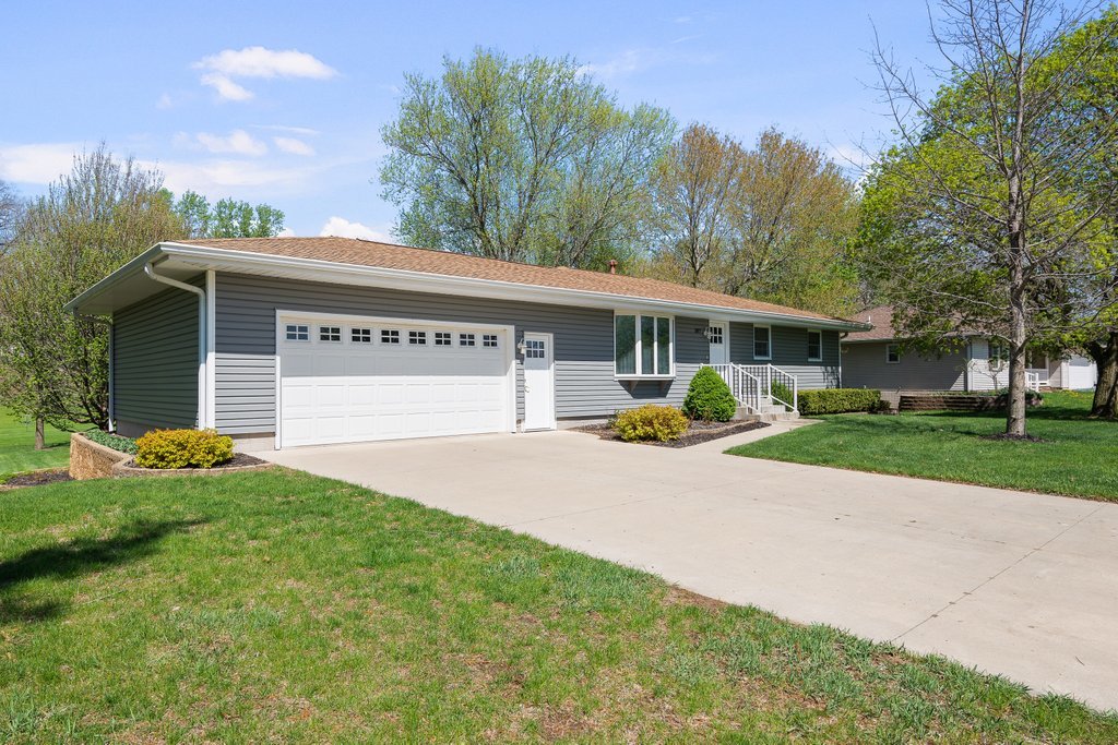 207 Amber Lane Geneseo, IL 61254 - Photo 2 of 57 a view of a house with a yard
