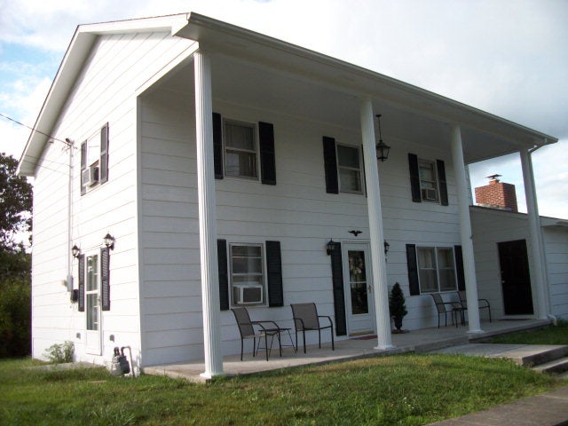 109 Old Hinton Road Athens, WV 24712 - Photo 1 of 1 Gallery Image 1