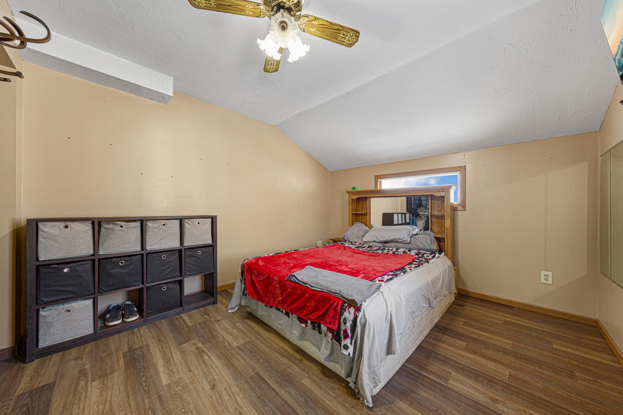 112 5th Street Southeast Montgomery, MN 56069 - Photo 18 of 41