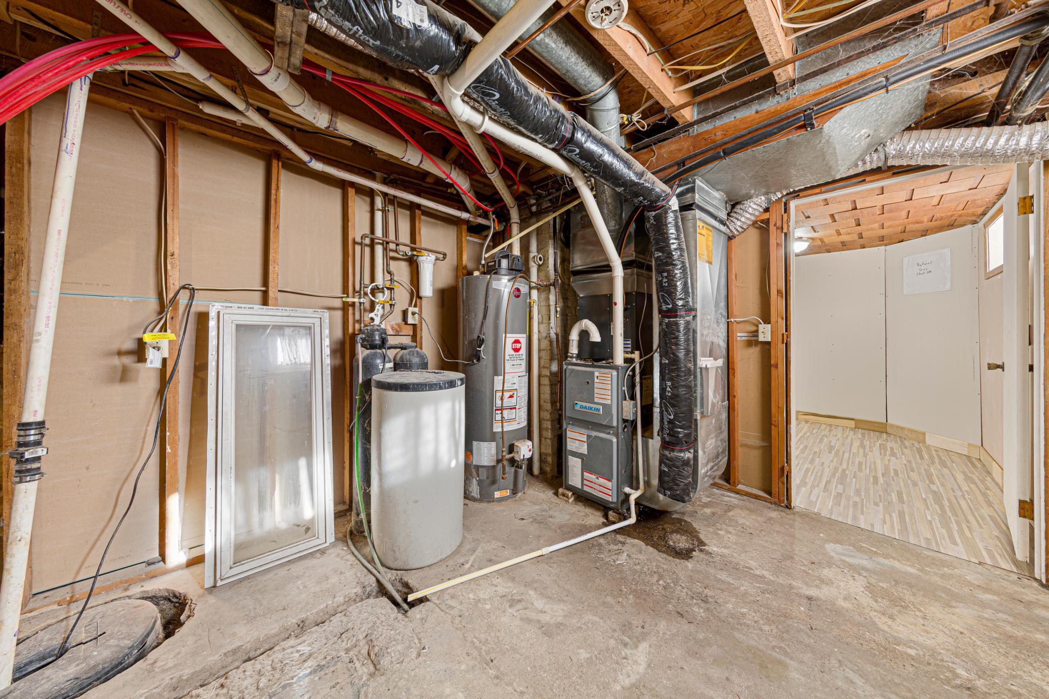 112 5th Street Southeast Montgomery, MN 56069 - Photo 36 of 41