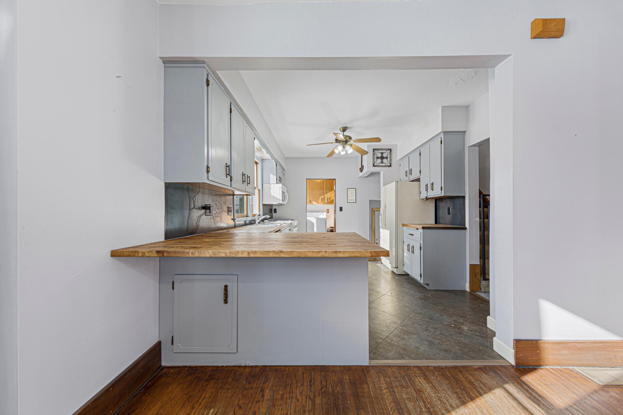 112 5th Street Southeast Montgomery, MN 56069 - Photo 10 of 41