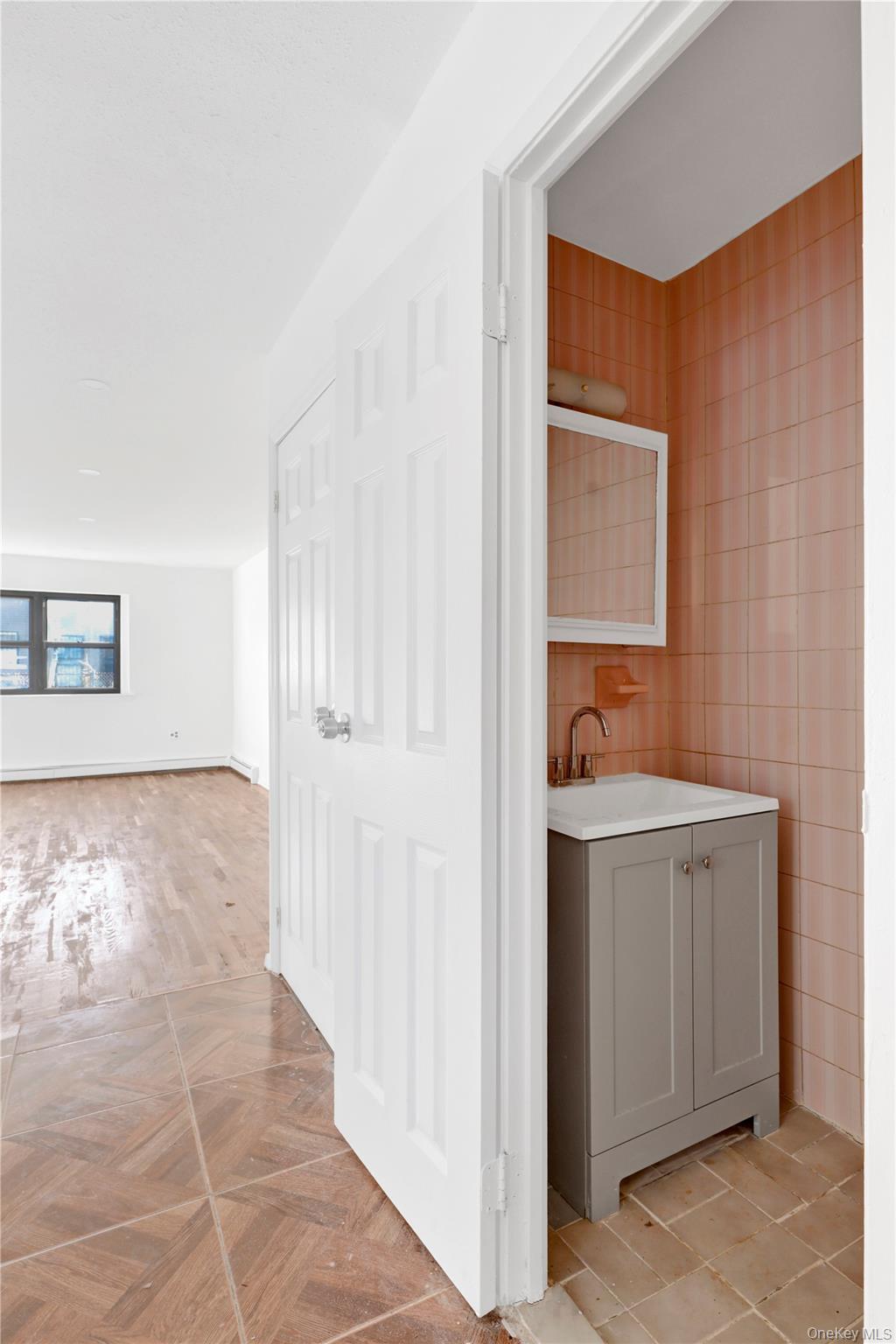 559 Cleveland Street Brooklyn, NY 11208 - Photo 10 of 34