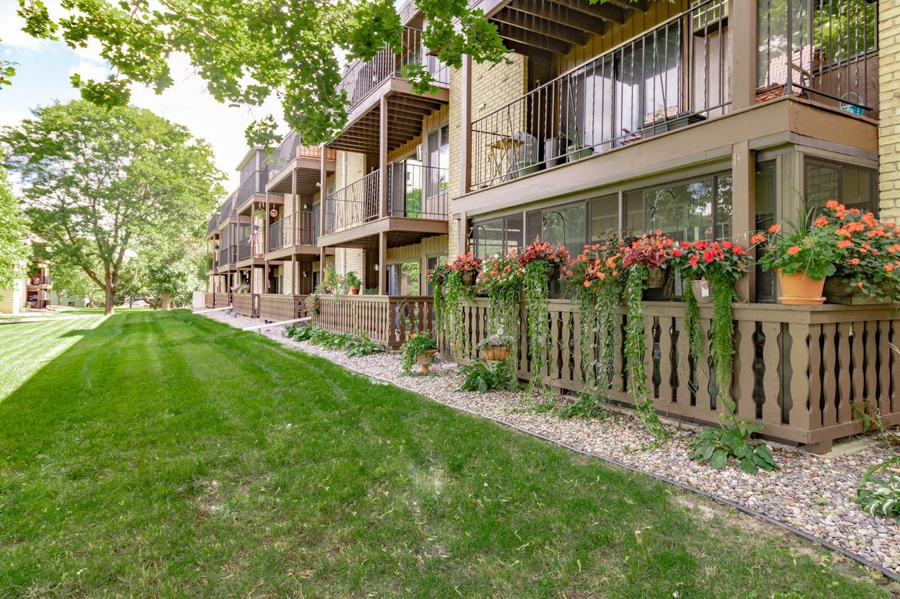 3431 Kent Street, Unit 708 Shoreview, MN 55126 - Photo 38 of 44