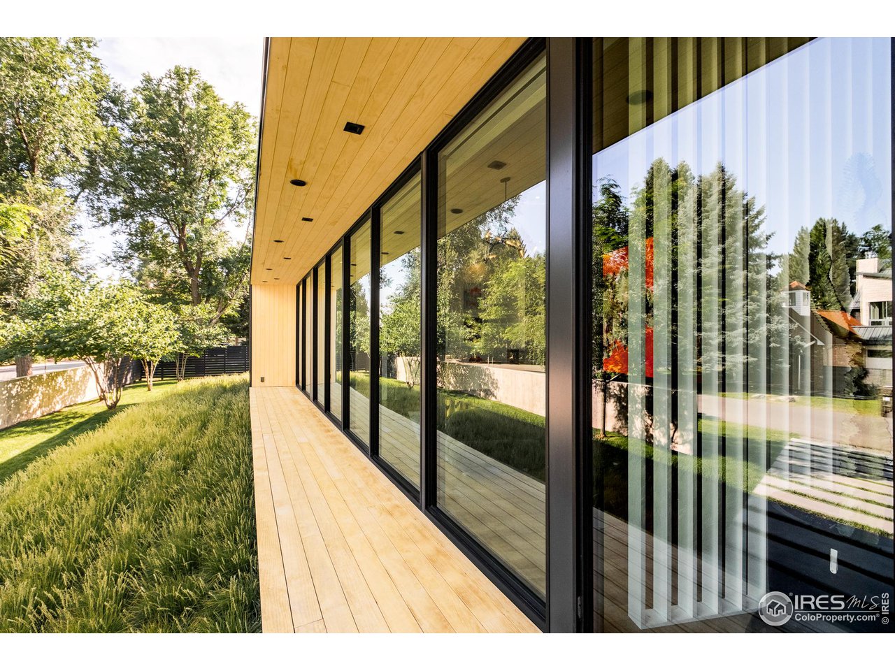 3355 Vista Drive Boulder, CO 80304 - Photo 2 of 40 a view of a balcony