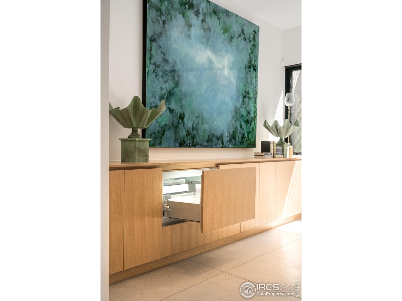 3355 Vista Drive Boulder, CO 80304 - Photo 30 of 40 a bathroom with a sink and a mirror