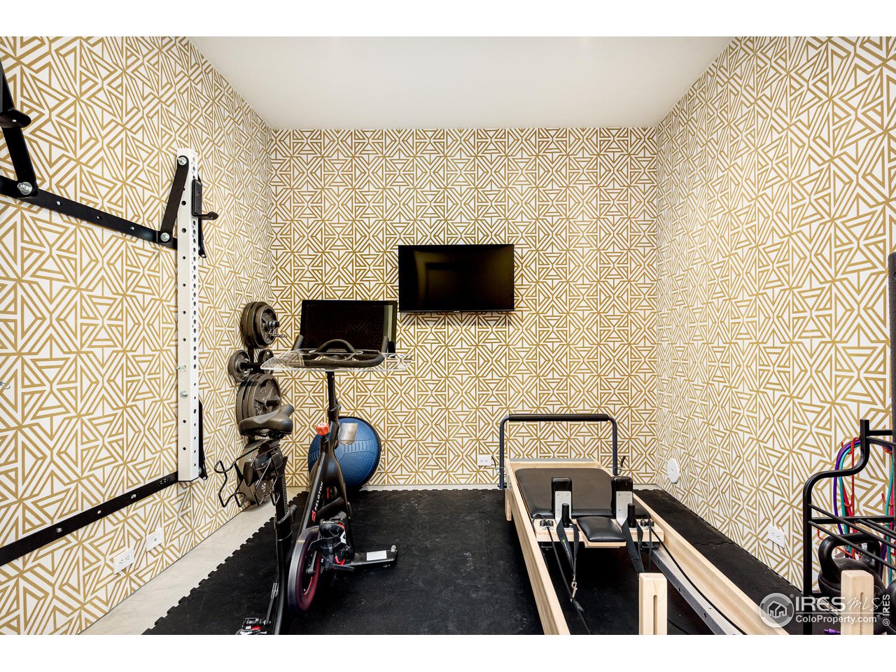 3355 Vista Drive Boulder, CO 80304 - Photo 32 of 40 a view of a room with gym equipment