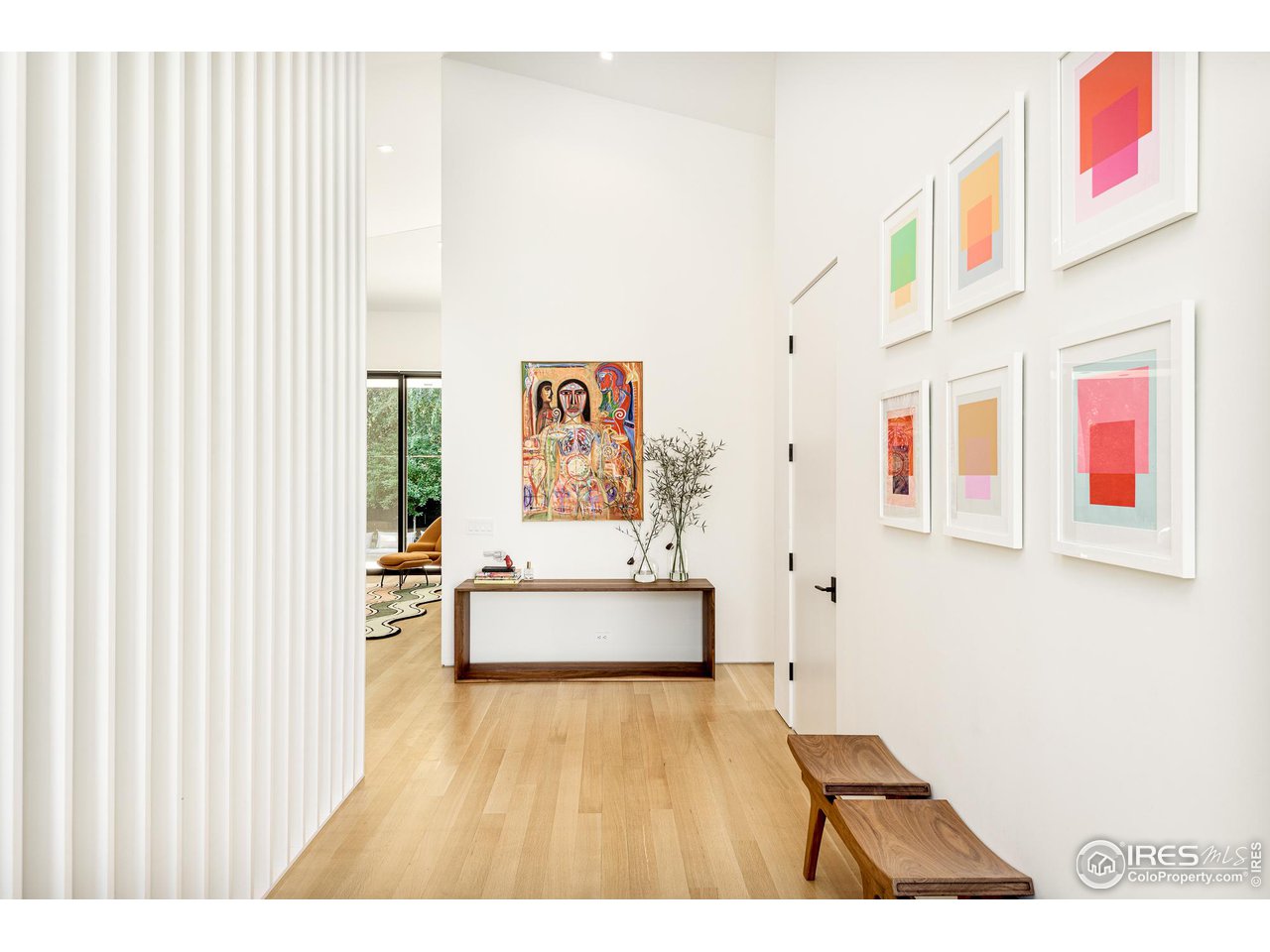 3355 Vista Drive Boulder, CO 80304 - Photo 4 of 40 a picture of a living room with a couch
