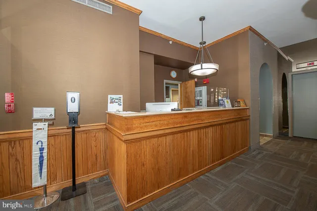 a view of livingroom with furniture