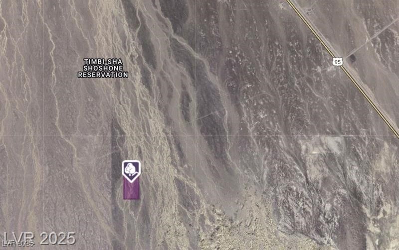 Aerial map of property and surrounding area